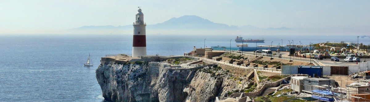 Gibraltar: Leuchtturm Europa Punkt (Riessdo)  [flickr.com]  CC BY 
Información sobre la licencia en 'Verificación de las fuentes de la imagen'